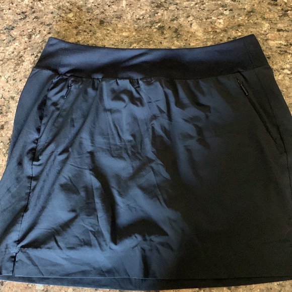 Athleta Dresses & Skirts - Athleta Skort EUC